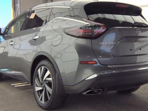 Used 2024 Nissan Murano SL image 11