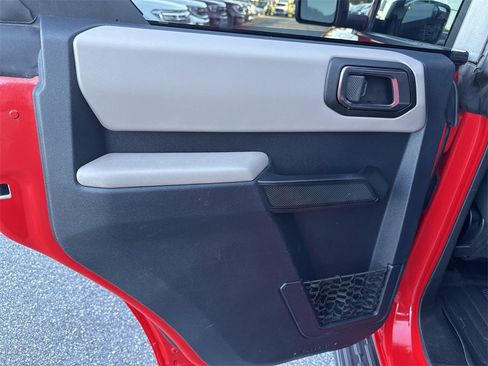 Used 2021 Ford Bronco Big Bend w/ Sasquatch Package image 24