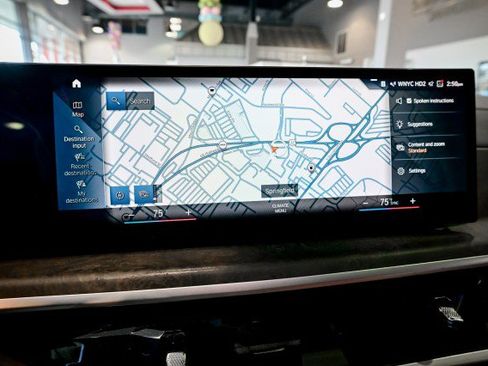 Used 2023 BMW X7 xDrive40i w/ Executive Package image 45