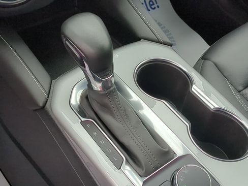 Used 2023 Chevrolet Blazer LT w/ LPO, Floor Liner Package FWD image 14