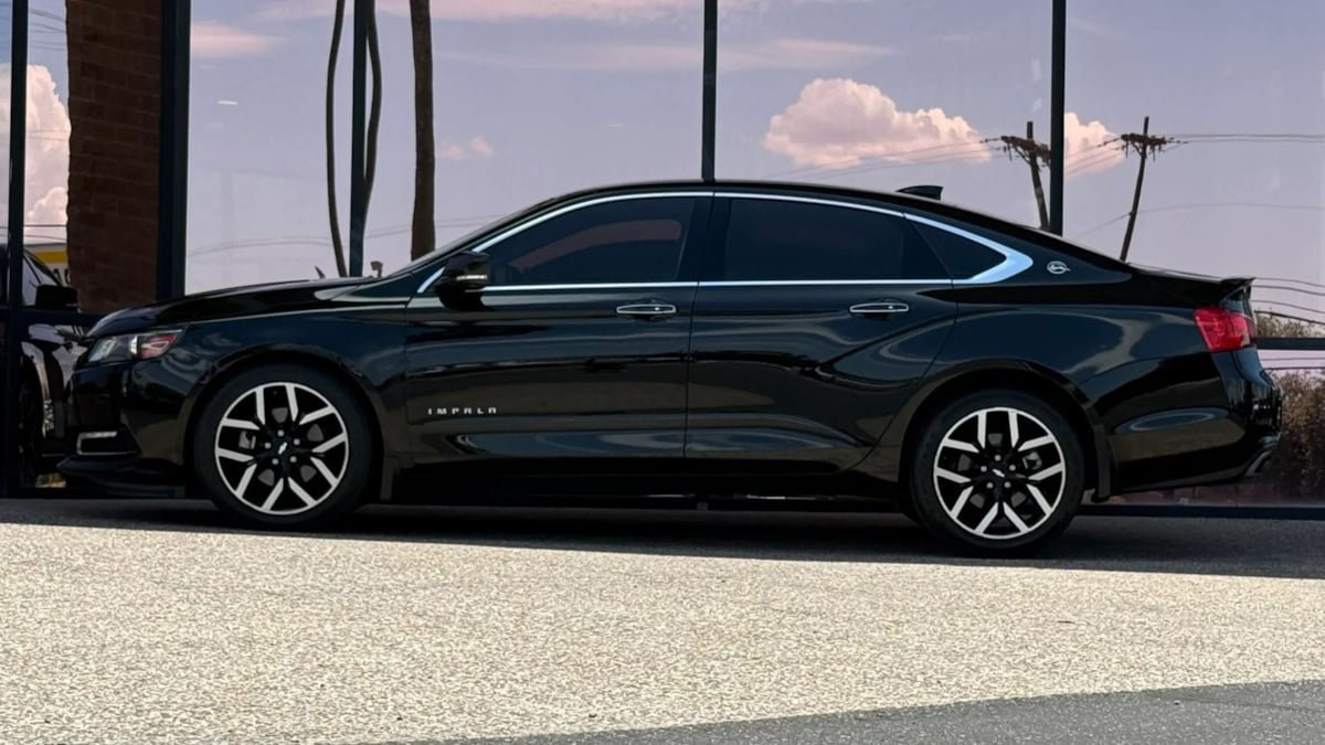 Used 2016 Chevrolet Impala LTZ FWD image 5