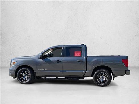 Certified 2024 Nissan Titan SV w/ SV Convenience Package image 9