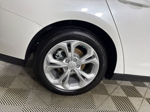 Used 2025 Honda Accord LX image 31