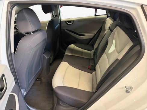 Used 2018 Hyundai Ioniq SEL image 16