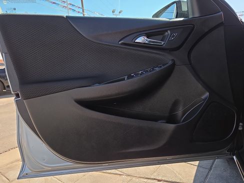 Used 2024 Chevrolet Malibu LT image 8