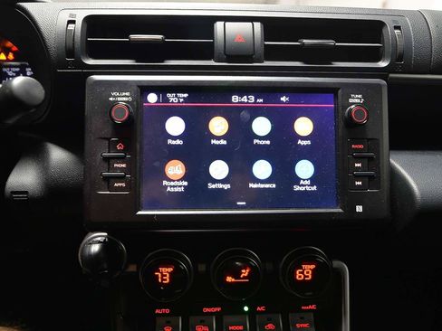 Used 2023 Toyota GR86 w/ ALL Weather Mat Package (TMS) RWD image 12