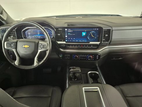 Used 2022 Chevrolet Silverado 1500 LTZ w/ LTZ Premium Package image 10