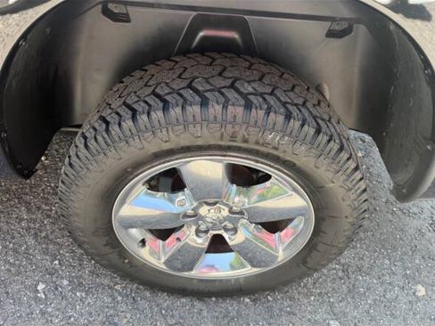 Used 2018 RAM 1500 Big Horn AWD/4WD image 4