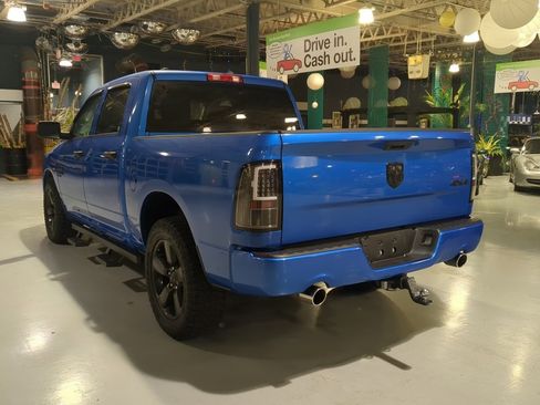 Used 2019 RAM 1500 Express w/ Express Value Package image 10