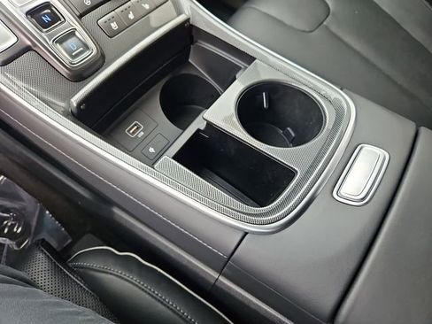 Used 2023 Hyundai Santa Fe Limited w/ Cargo Package image 21