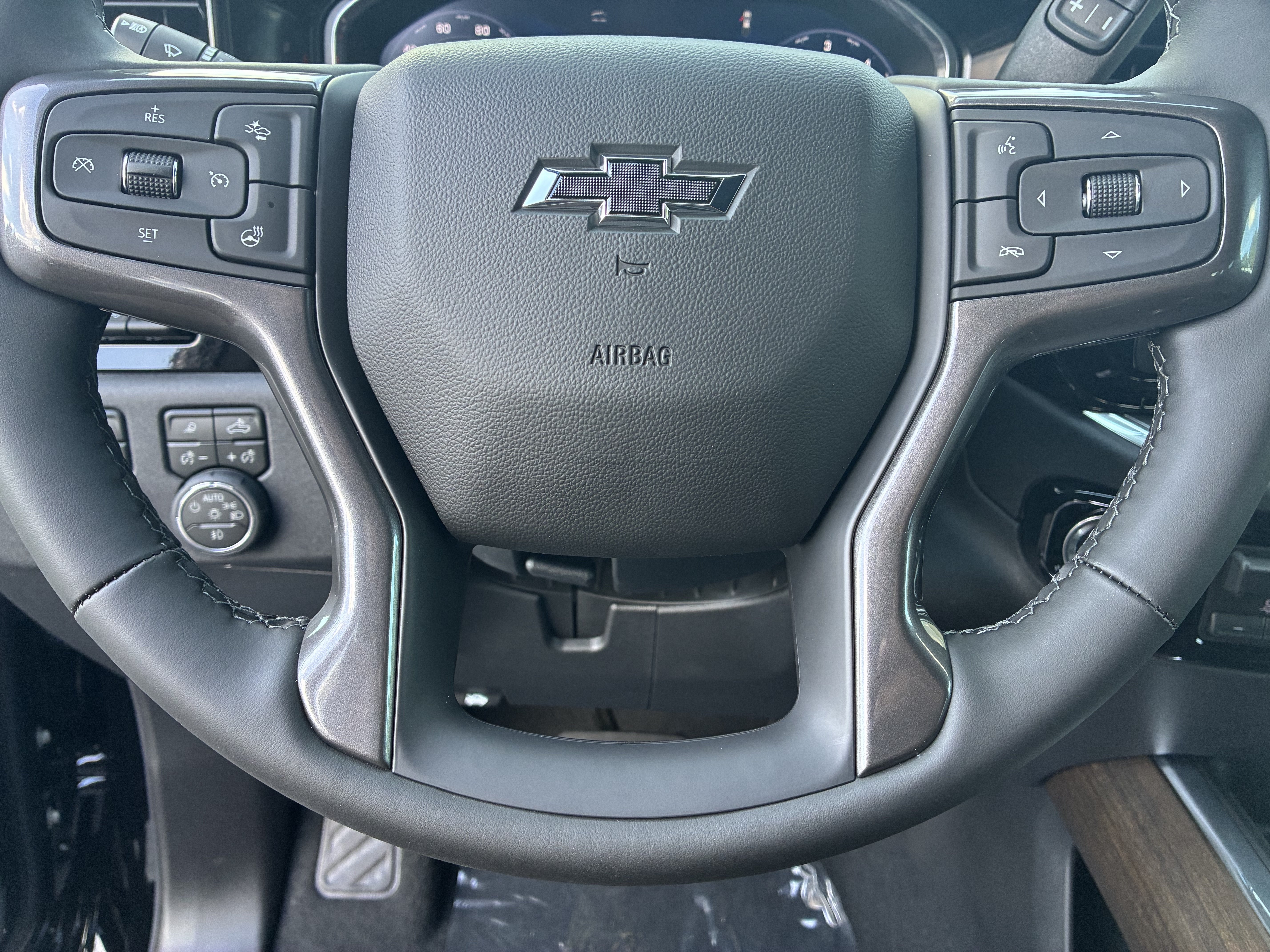 New 2026 Chevrolet Silverado 2500 High Country w/ Midnight Edition AWD/4WD image 29