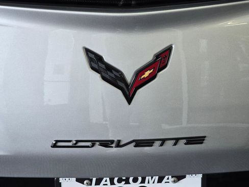 Used 2017 Chevrolet Corvette Stingray Coupe w/ Carbon Flash Badge Package RWD image 14