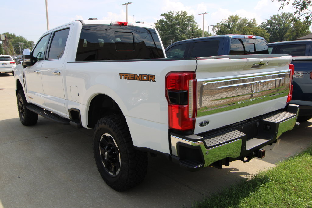 Used 2024 Ford F250 King Ranch w/ Tremor Off-Road Package AWD/4WD image 6