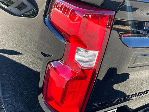 Used 2026 Chevrolet Silverado 1500 High Country w/ Midnight Edition image 34