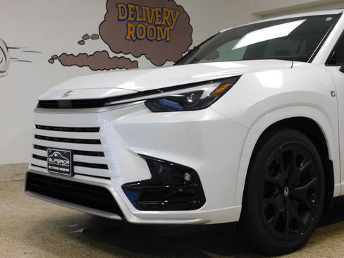 Used 2026 Lexus TX 350 AWD image 16