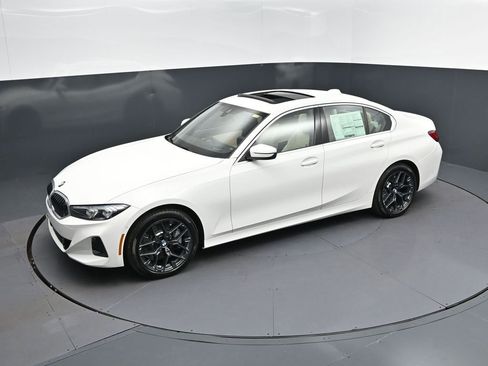 New 2026 BMW 330i Sedan w/ Premium Package image 31