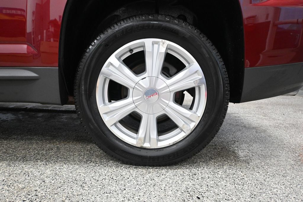 Used 2017 GMC Terrain SLE w/ Convenience Package AWD/4WD image 10