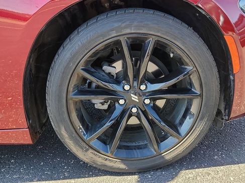 Used 2018 Dodge Charger SXT w/ Blacktop Package image 7