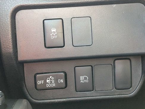 Used 2023 Toyota Tacoma SR5 RWD image 22