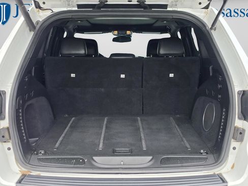 Used 2016 Jeep Grand Cherokee High Altitude RWD image 15