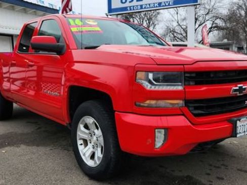 Used 2016 Chevrolet Silverado 1500 LT w/ All Star Edition AWD/4WD image 2