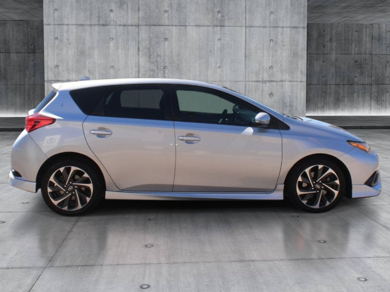 Used 2016 Scion iM FWD image 6