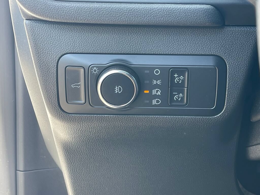 Used 2023 Ford Escape ST-Line Elite w/ Premium Technology Package AWD/4WD image 20