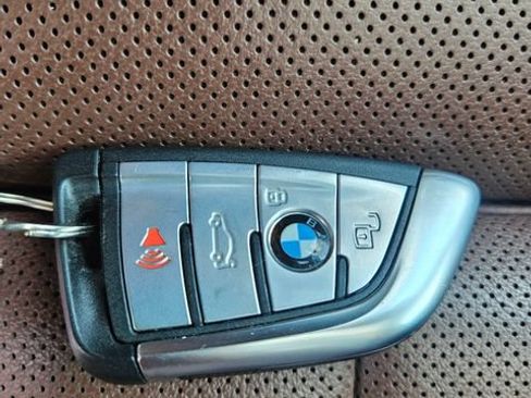 Used 2021 BMW X5 xDrive40i w/ Premium Package AWD/4WD image 27