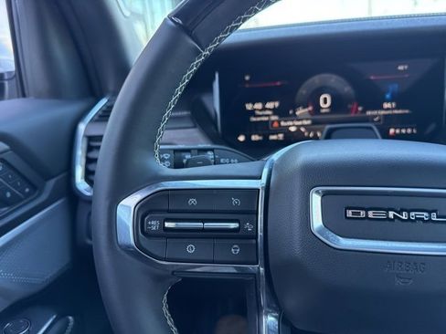 Used 2024 GMC Acadia Denali w/ Super Cruise Package image 24