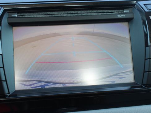 Used 2015 Toyota Corolla LE FWD image 21