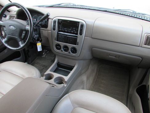 Used 2003 Ford Explorer Sport XLT image 33