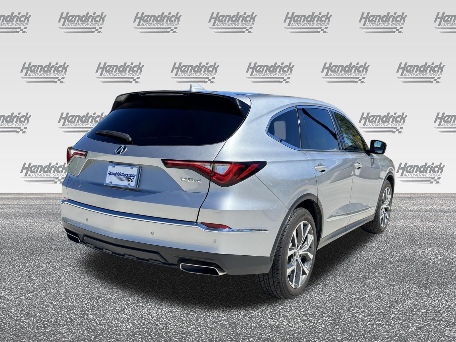 Used 2024 Acura MDX w/ Technology Package FWD image 10