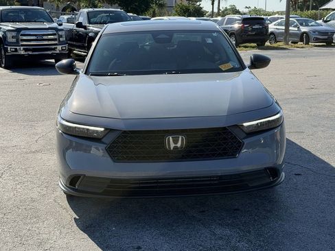 Used 2025 Honda Accord SE image 3