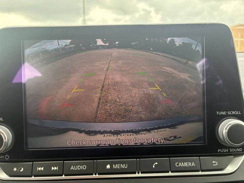Used 2025 Nissan Altima 2.5 SV FWD image 20