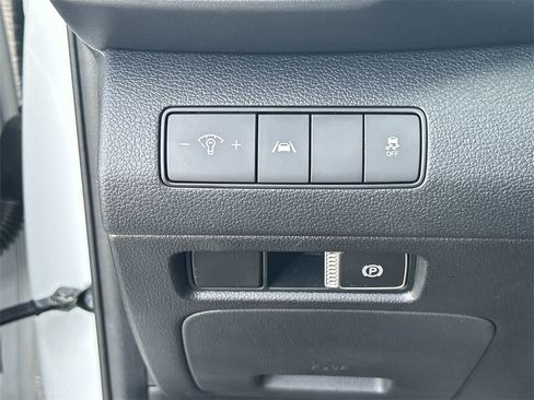 Certified 2023 Hyundai Santa Fe SE image 24