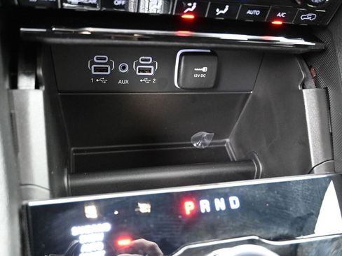 New 2025 Jeep Grand Cherokee L Limited image 16