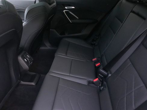 Certified 2025 BMW X2 xDrive28i AWD/4WD image 36