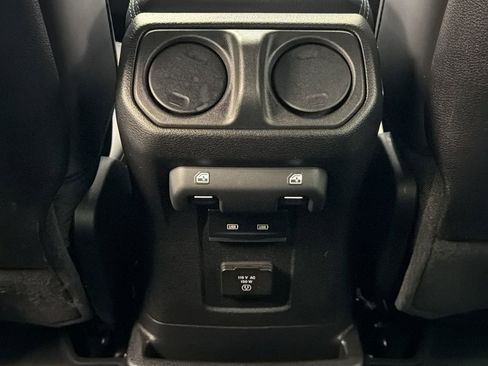 Used 2024 Jeep Wrangler Unlimited Rubicon 4xe image 33