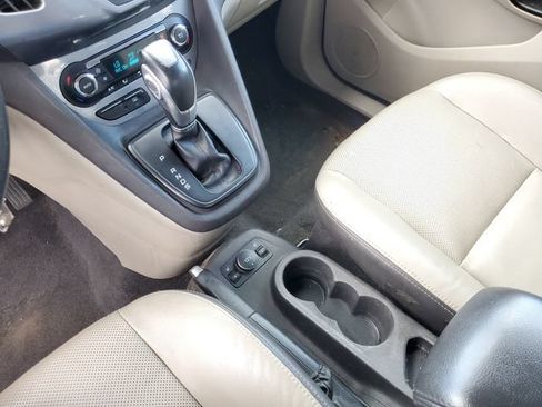 Used 2015 Ford Transit Connect Titanium FWD image 25