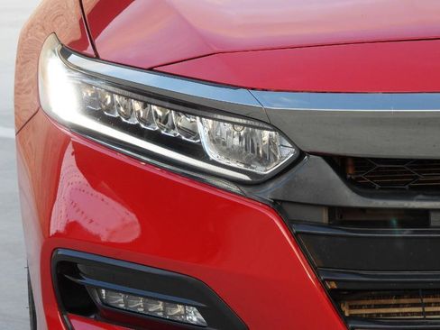 Used 2018 Honda Accord Sport image 28