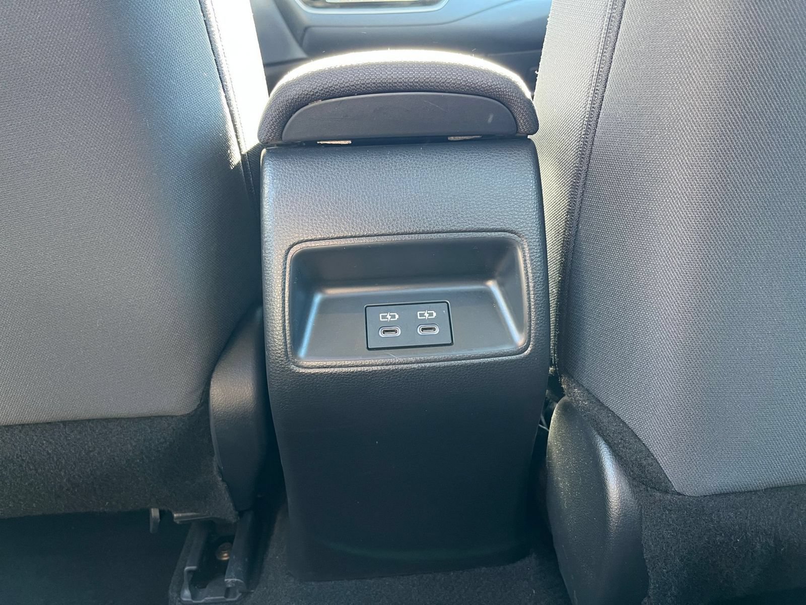Used 2025 Toyota Corolla LE FWD image 21