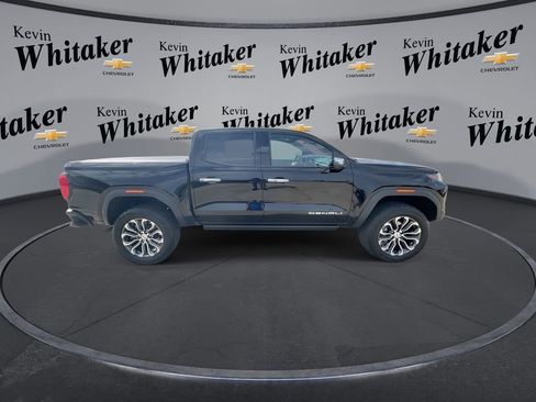 Used 2023 GMC Canyon Denali w/ Denali Black Edition AWD/4WD image 9