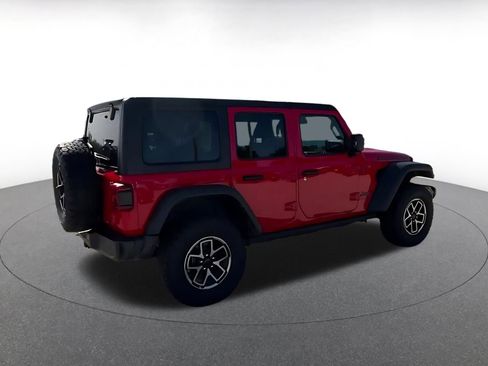 Used 2025 Jeep Wrangler Unlimited Rubicon AWD/4WD image 8