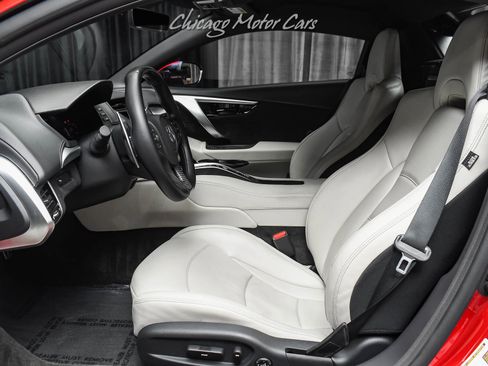 Used 2017 Acura NSX AWD/4WD image 17