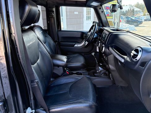 Used 2016 Jeep Wrangler Unlimited Rubicon image 21