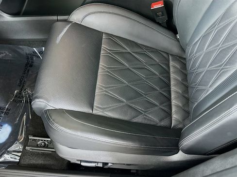 Certified 2023 Nissan Rogue Platinum AWD/4WD image 27