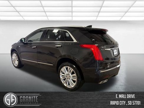 Used 2019 Cadillac XT5 Premium Luxury AWD/4WD image 4