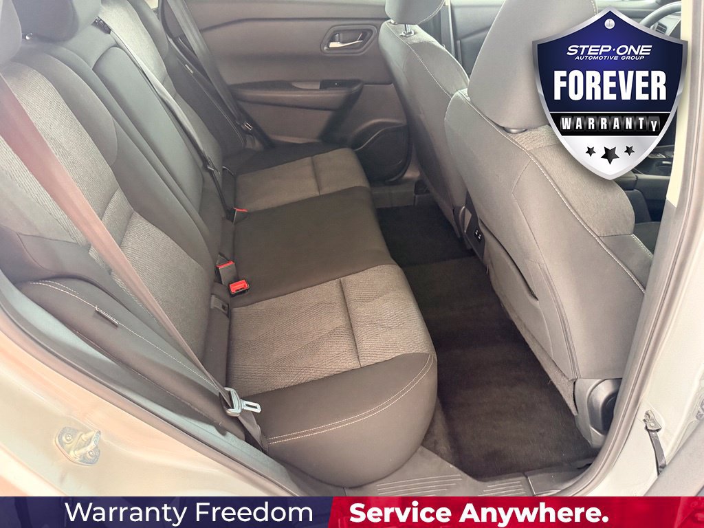 Used 2024 Nissan Rogue SV FWD image 34