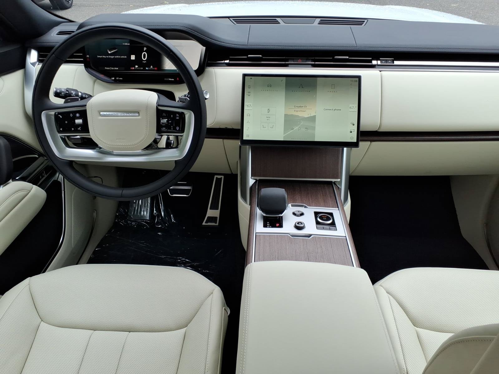 New 2027 Land Rover Range Rover Long Wheelbase SE AWD/4WD image 4