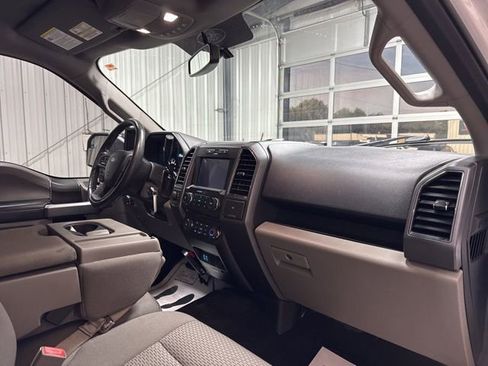 Used 2018 Ford F150 XLT w/ Equipment Group 302A Luxury AWD/4WD image 23